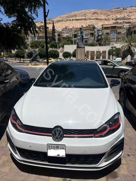 للبيع فولكس فاغن غولف GTi Mk.7.5 2019