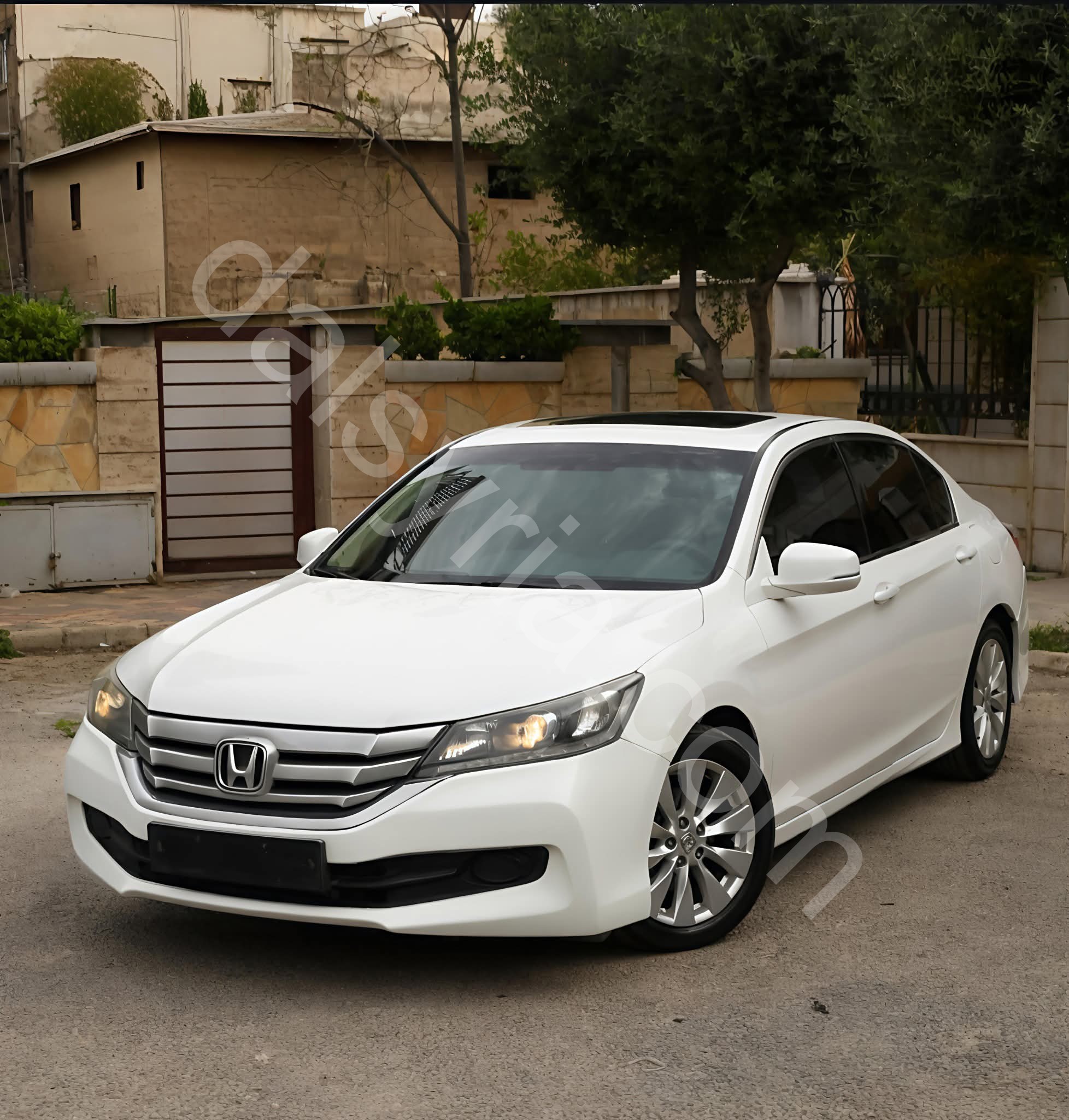 للبيع هوندا اكورد  2015