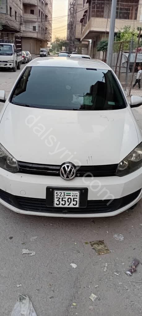Volkswagen golf 2011￼   