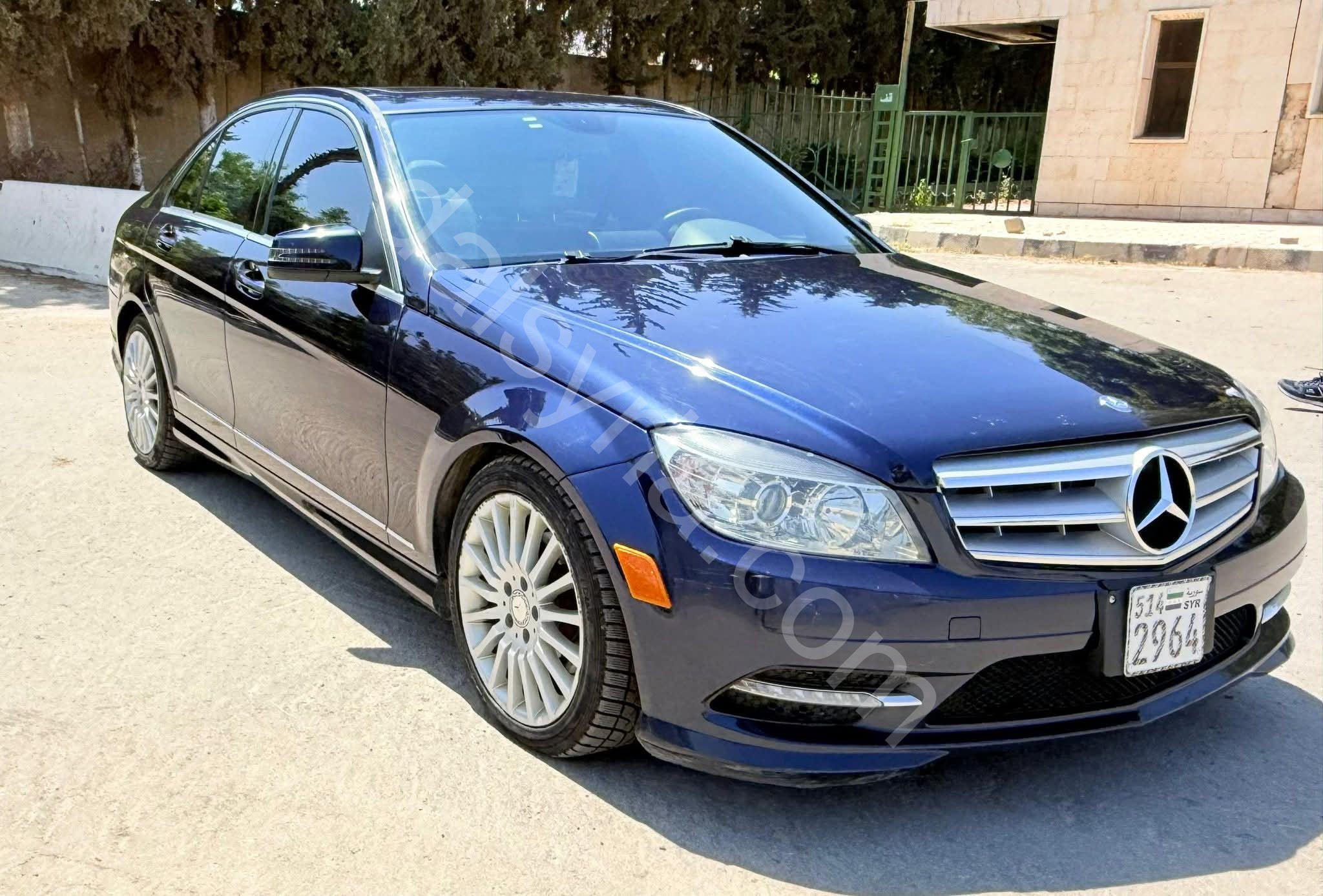 للبيع سيارة مرسيدس C350