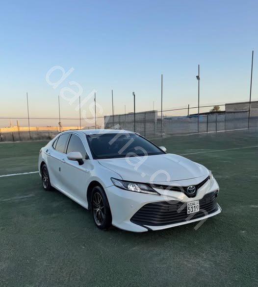 للبيع تويوتا كامري 2020