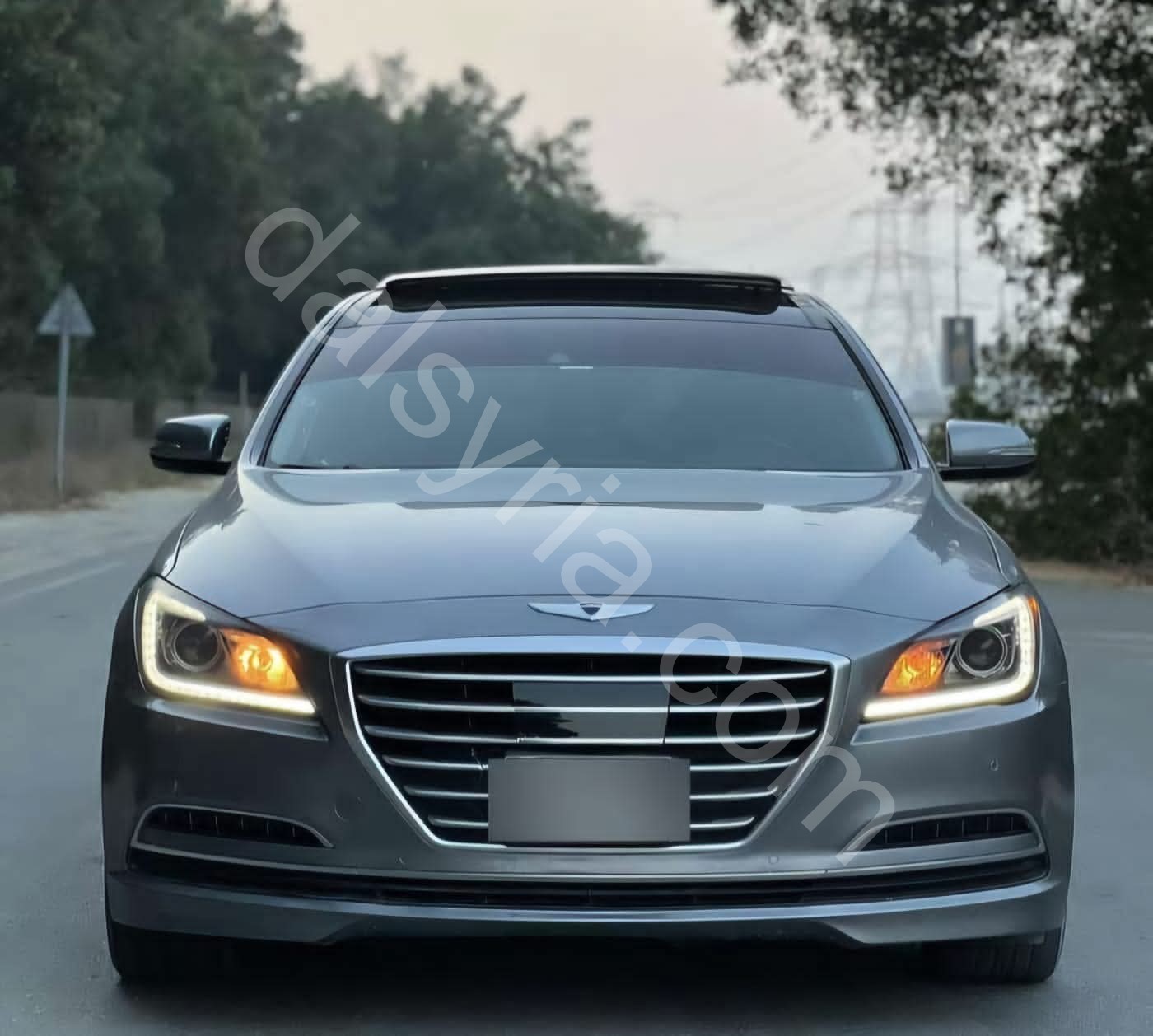 هيونداي جينسيس 2015