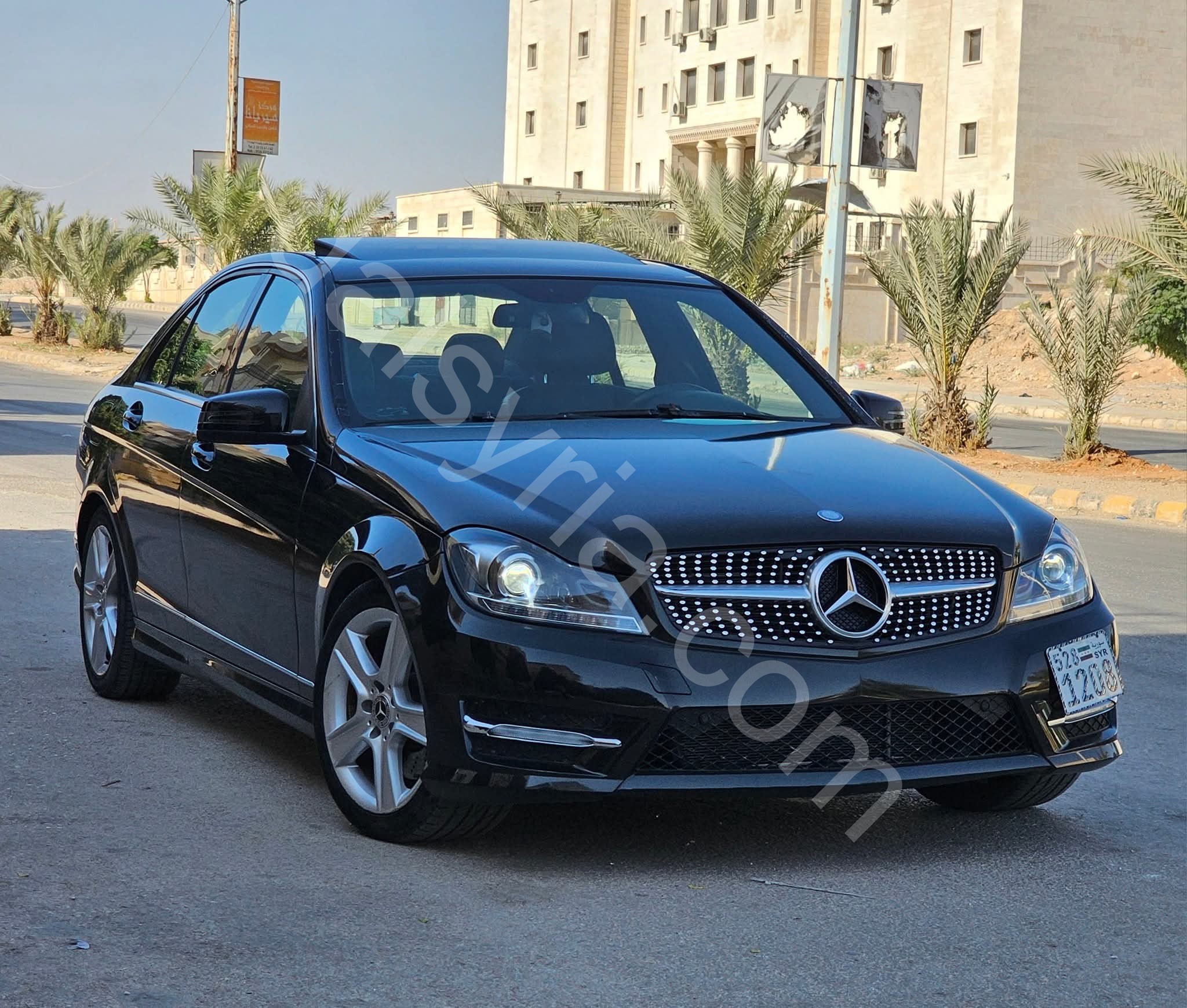 للبيع مرسيدس C300