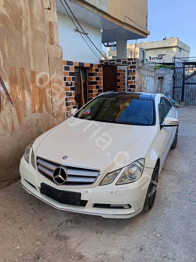 للبيع سيارة مرسيدس E350