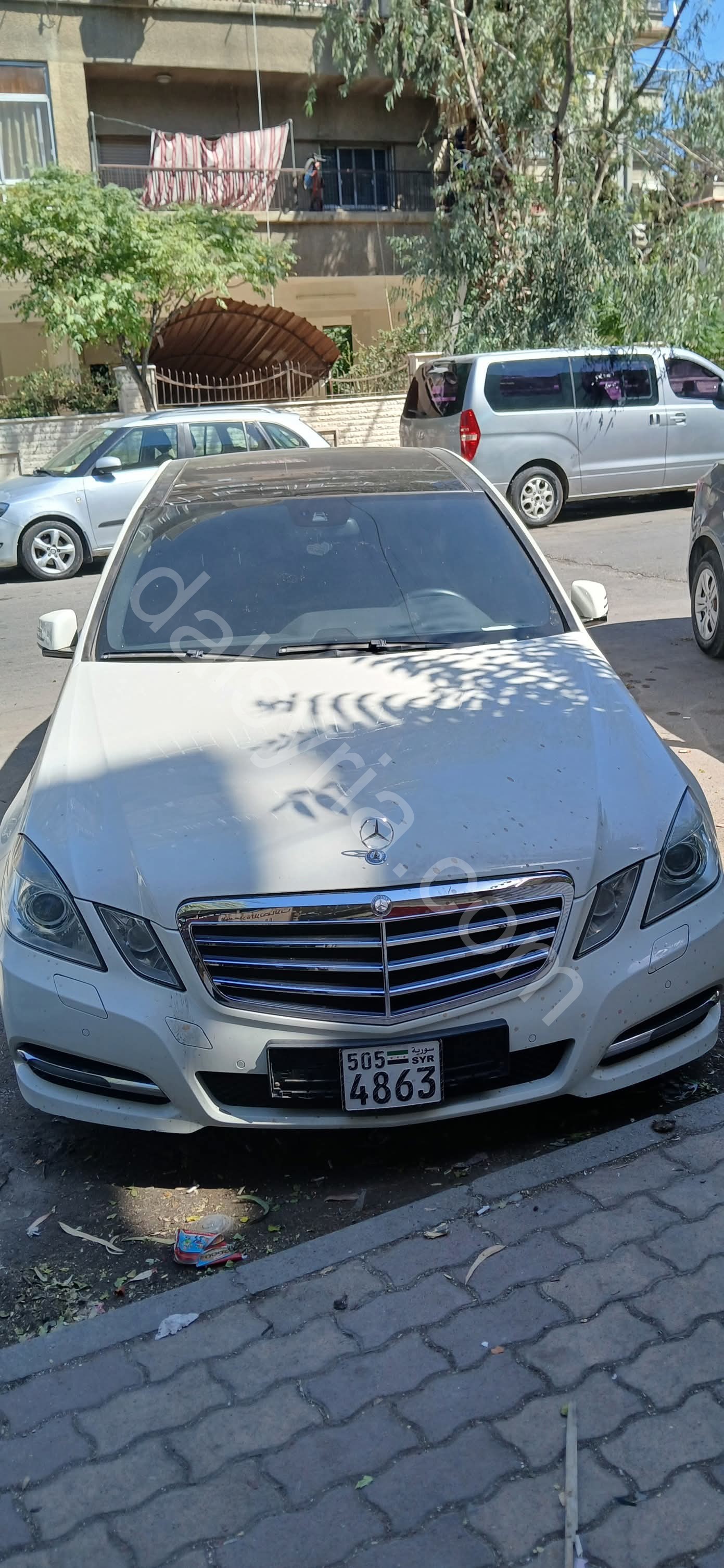 للبيع سيارة مرسيدس E300