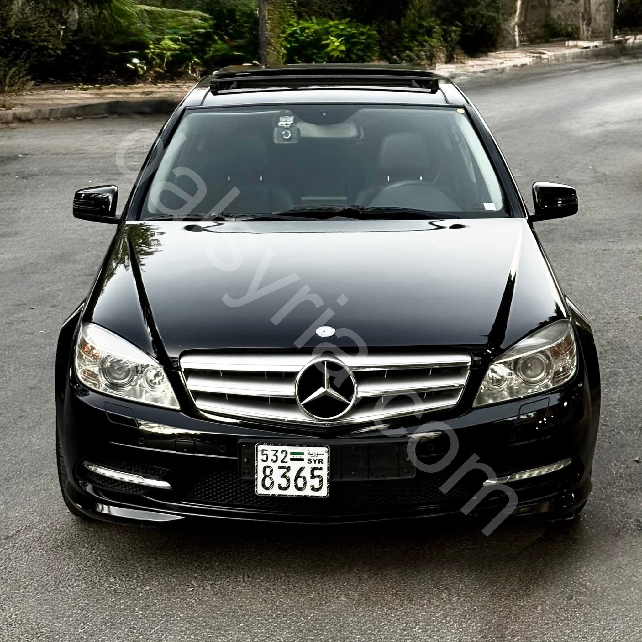 للبيع: Mercedes-Benz C200 موديل 2011