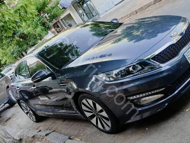 للبيع كيا اوبتيما k5 2011