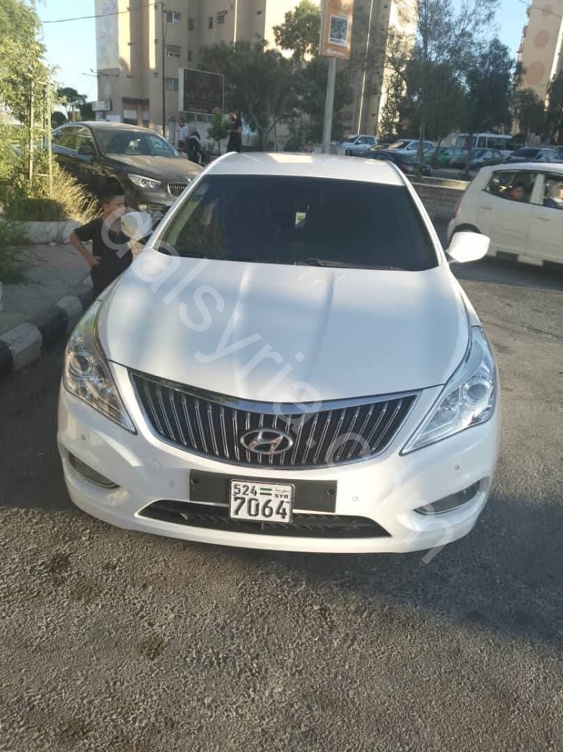 للبيع هونداي ازيرا 2014