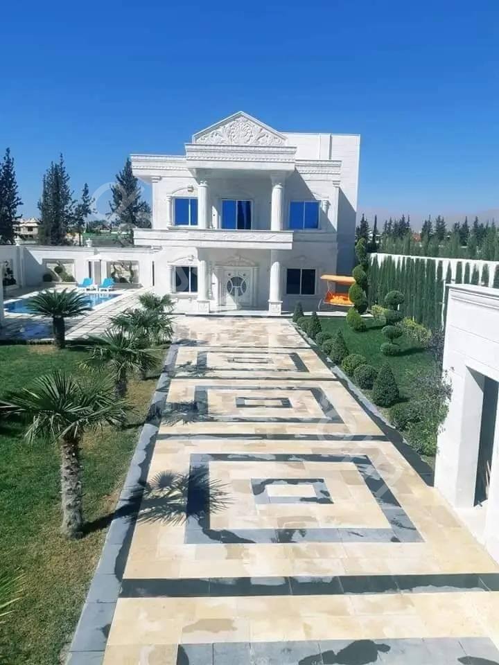 للإيجار مزرعة في دروشا