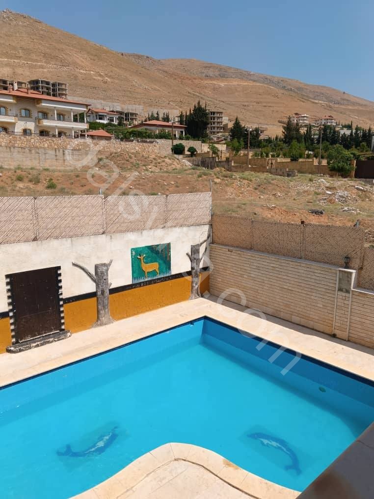 للإيجار اليومي مزرعة في كروم مضايا 
