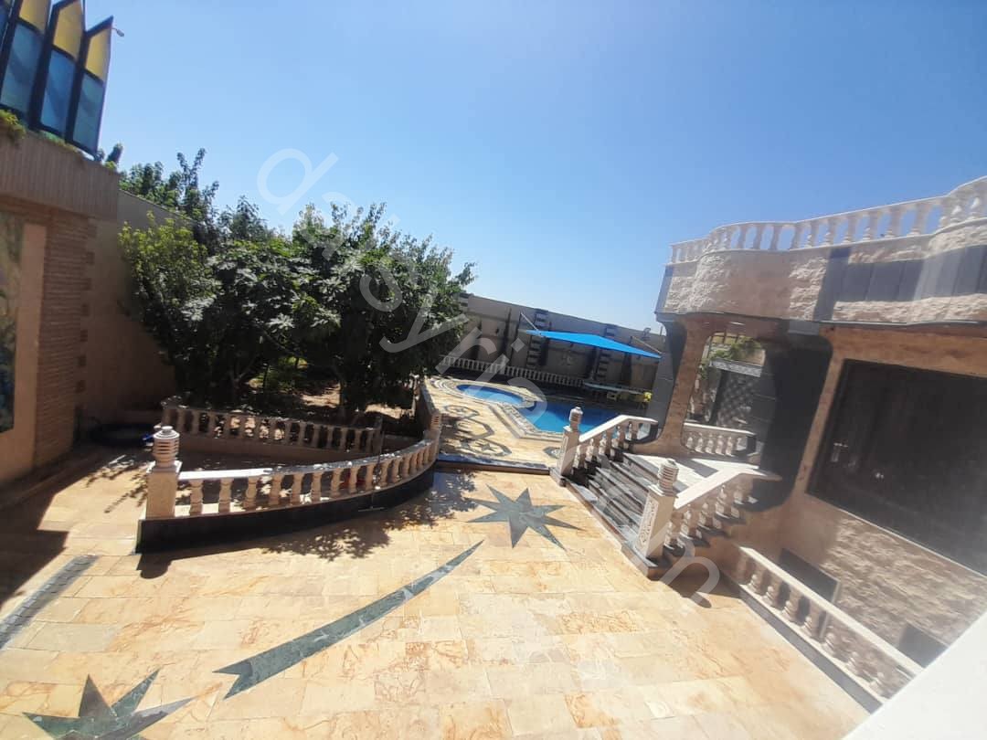 مزرعة للبيع في المليحة