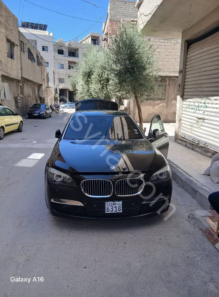 للبيع سيارة بي ام دبليو 750il 2012