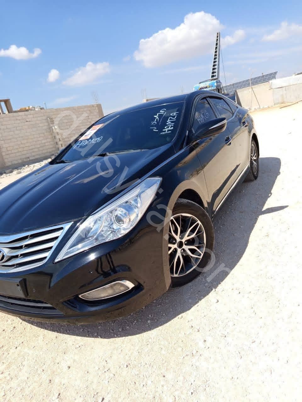 للبيع هونداي ازيرا 2011