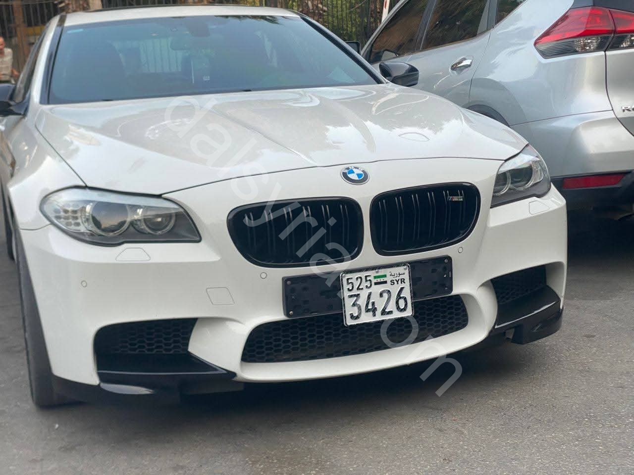 للبيع سيارة بي ام دبليو M5