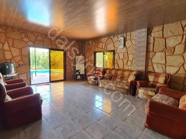 للإجار مزرعة في التكية