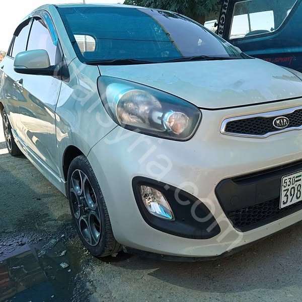 للبيع كيا بيكانتو 2011