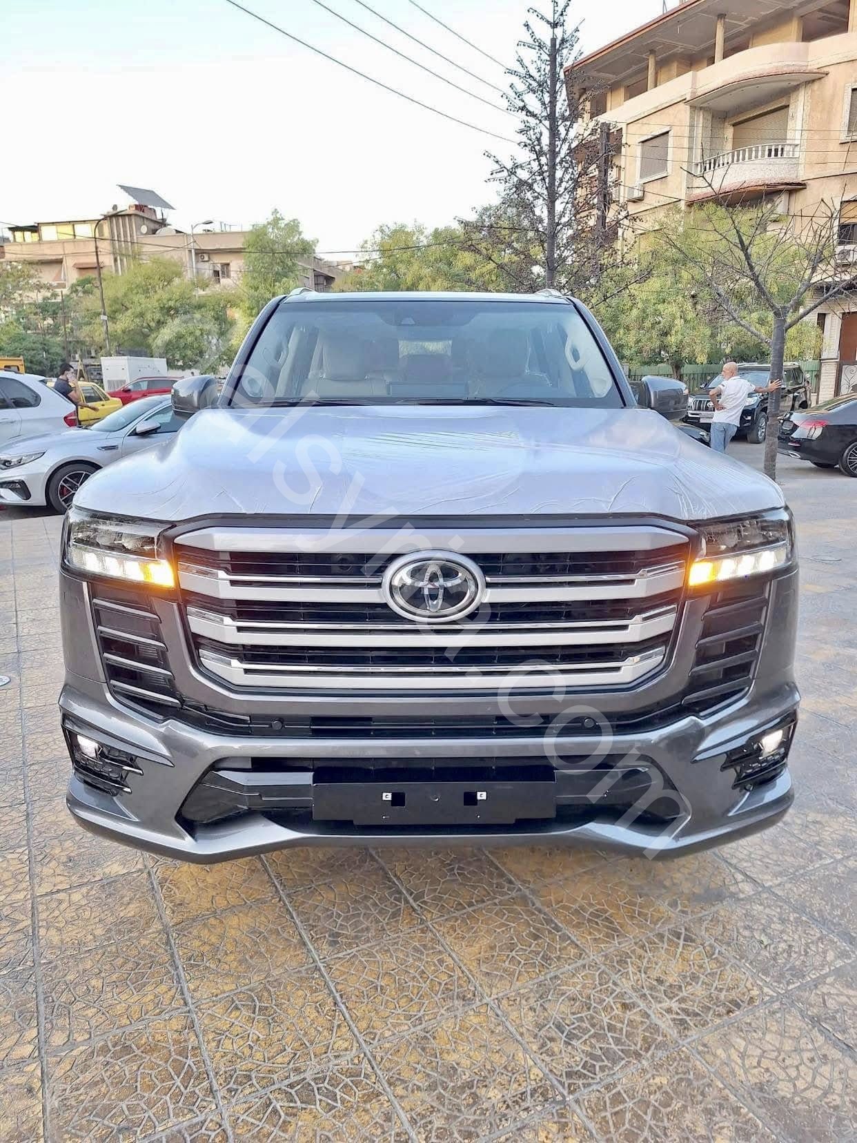 للبيع تويوتا لاندكروز  GXR