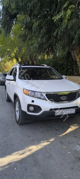 للبيع كيا سورينتو 2011