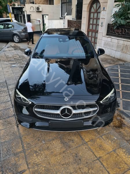 للبيع Mercedes benz  C200   2025