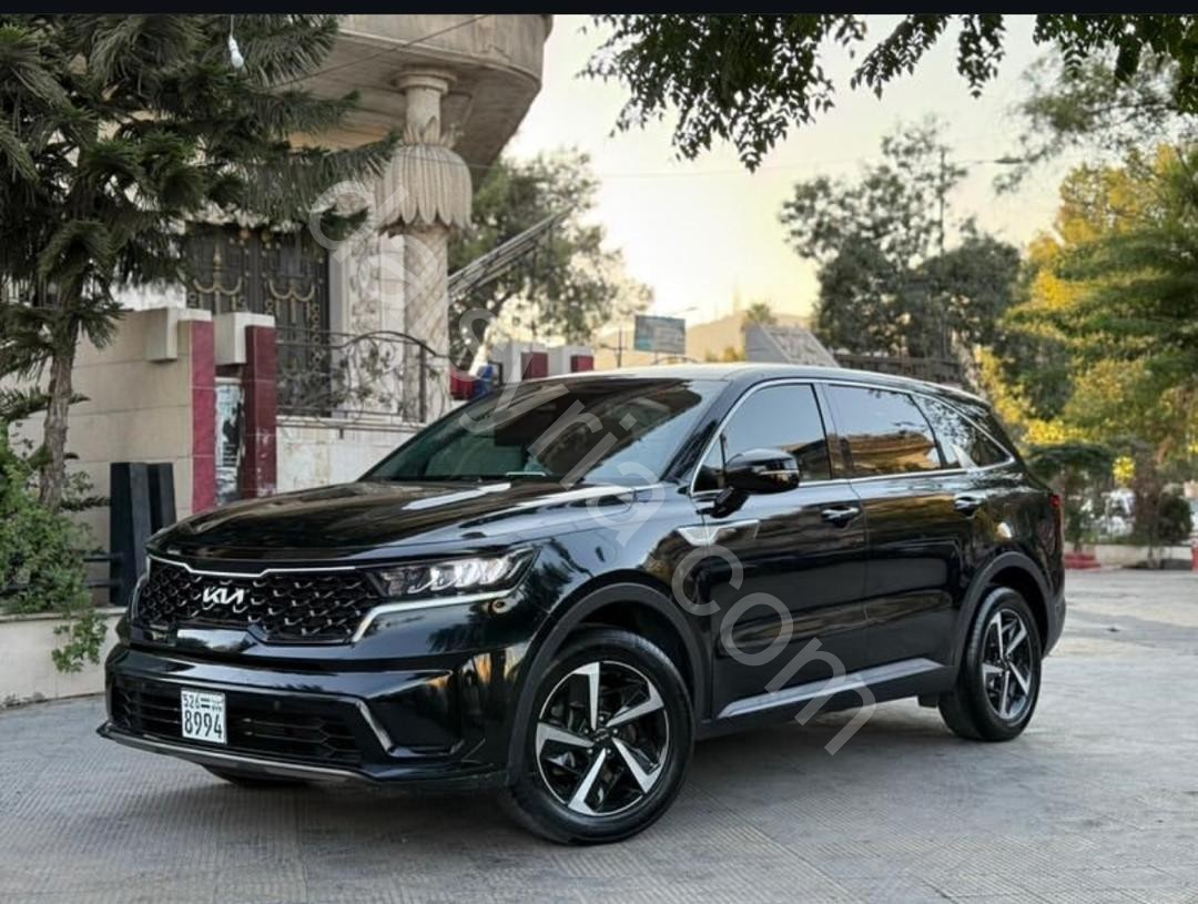 للبيع سيارة كيا سيرنتو 