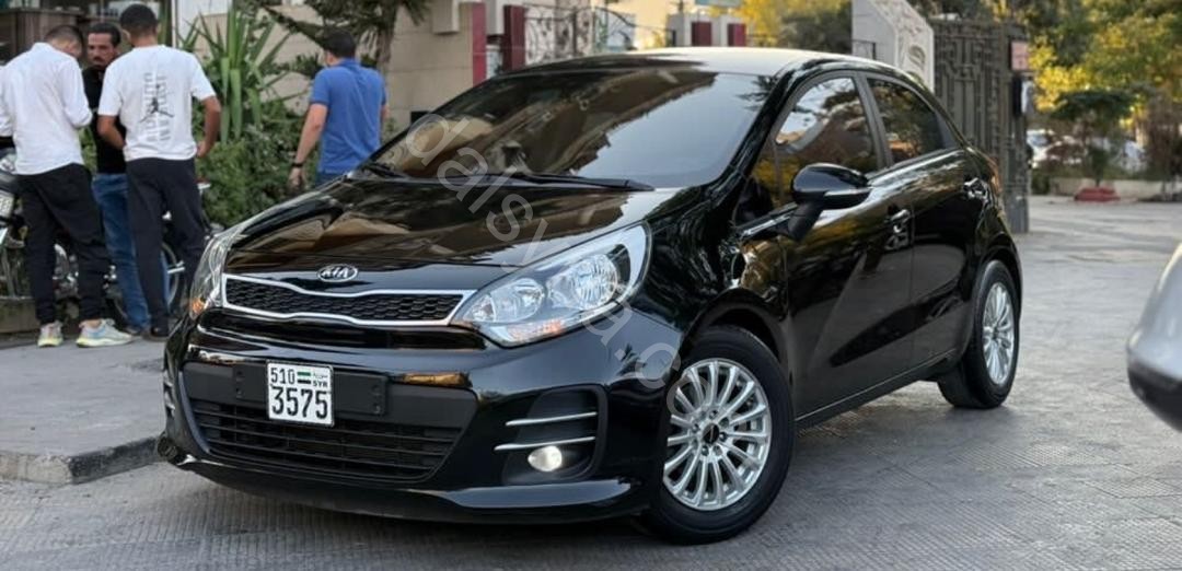 للبيع سيارة كيا ريو برايد