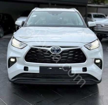 للبيع Toyota ‎HighLander GLE2025