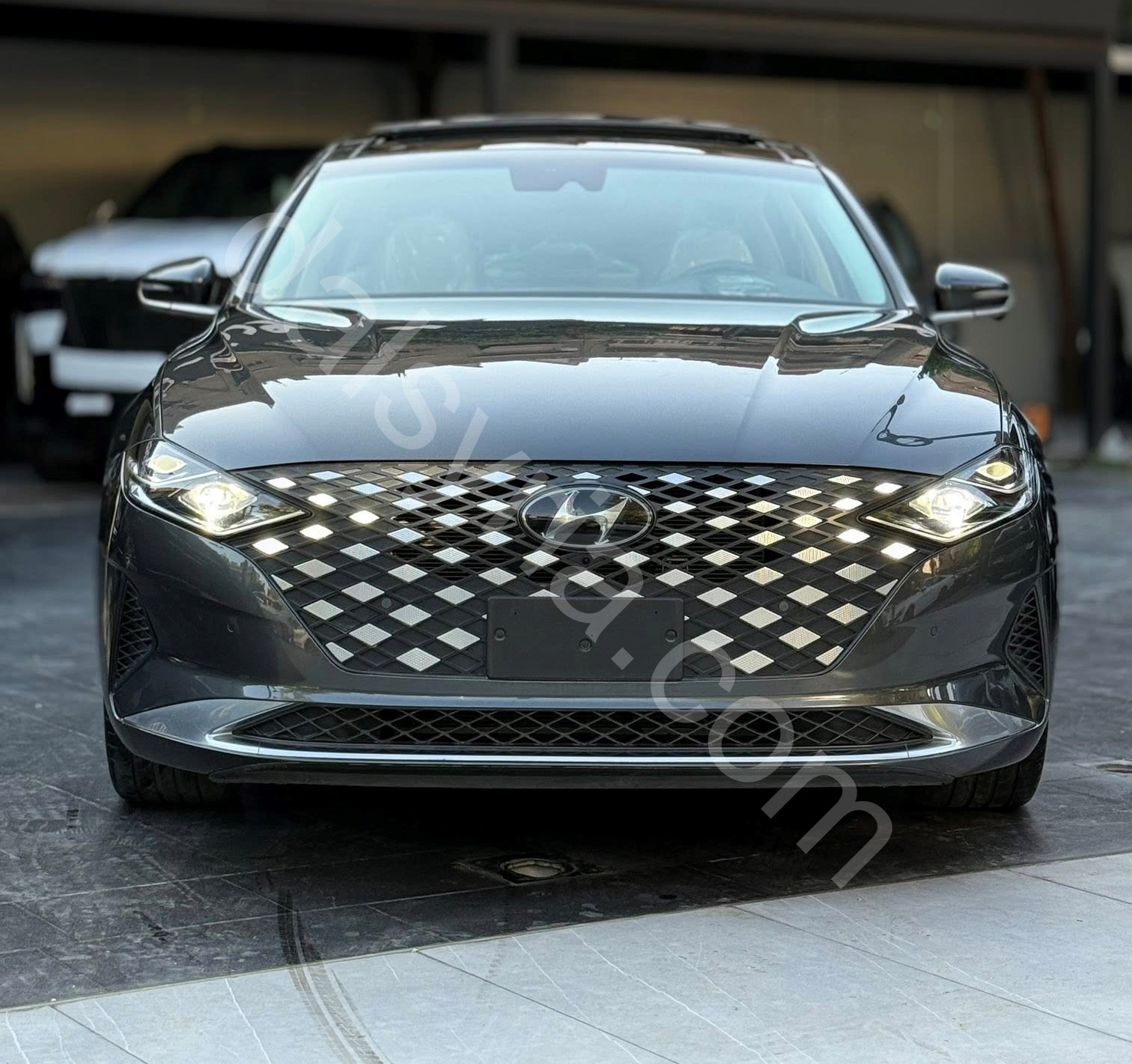 للبيع Hyundai  ‎Azera2023