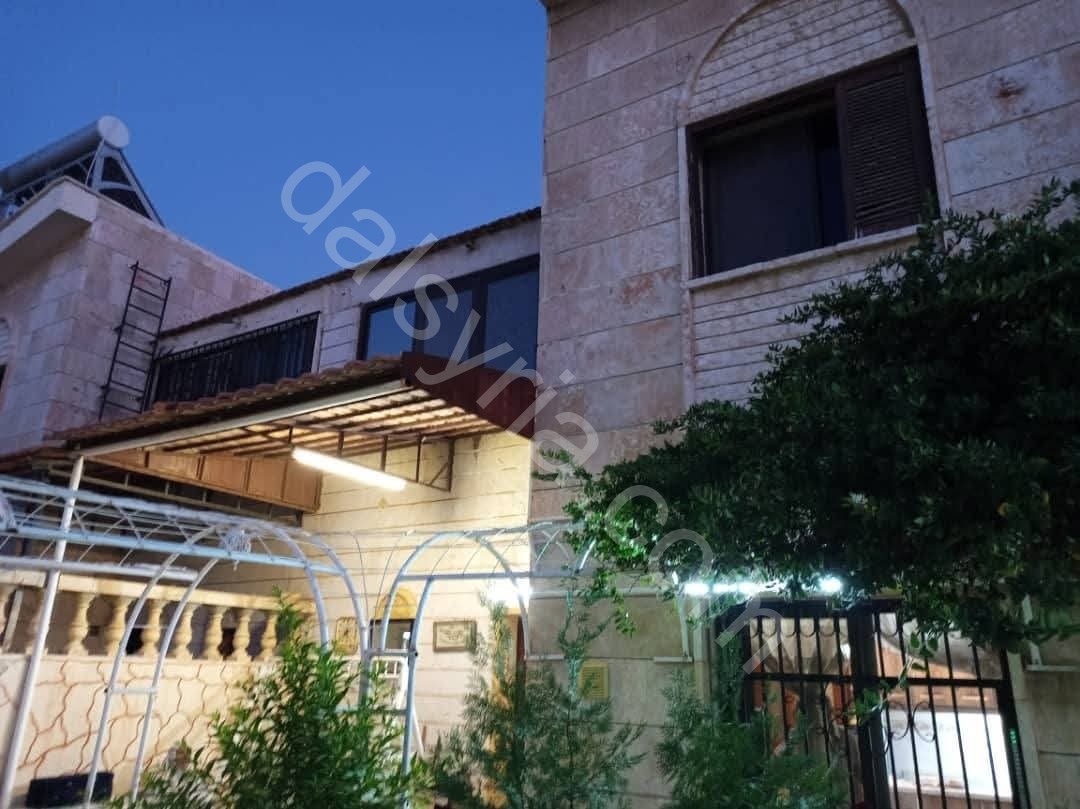 للبيع فيلا 500 م في قرى الشام 