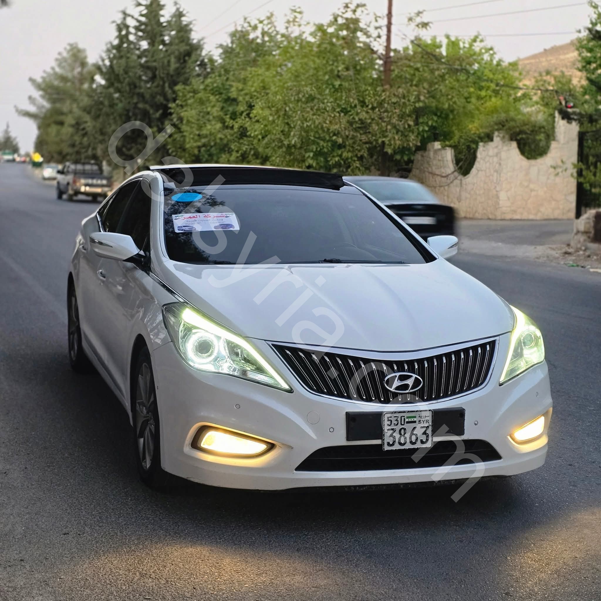 للبيع سيارة هيونداي ازيرا 