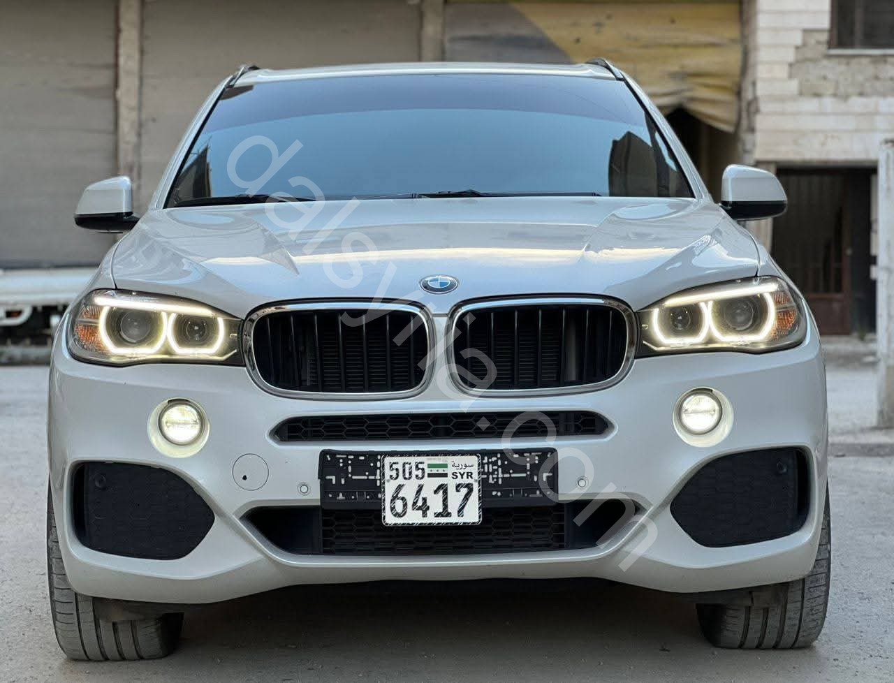 للبيع سيارة بي ام دبليو X5