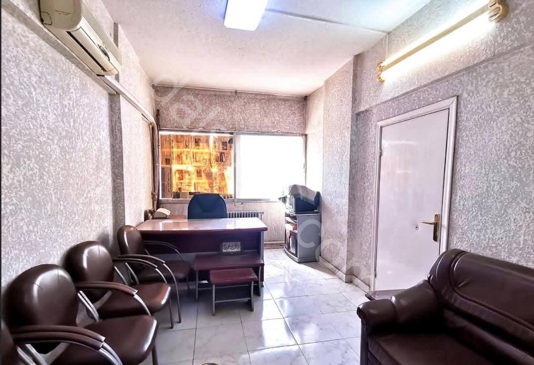 للبيع مكتب تجاري 40 م في المرجة