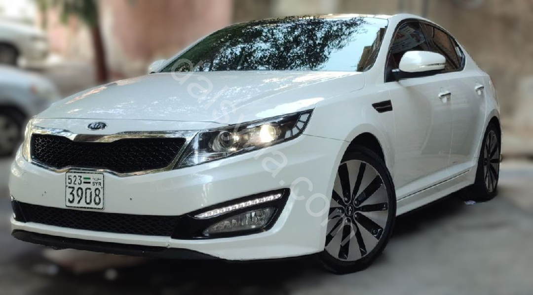 للبيع سيارة كيا  k5 2013