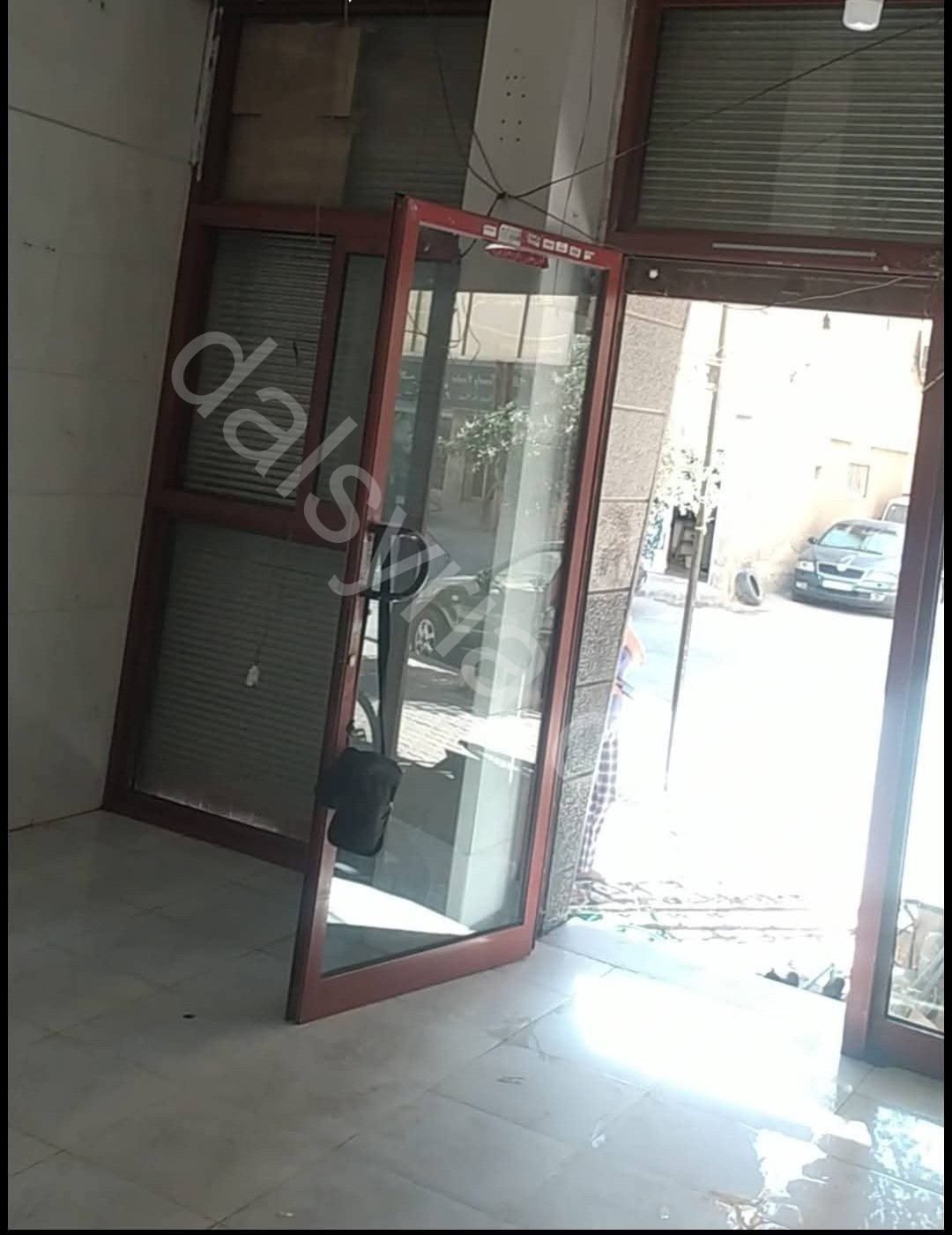 للبيع محل 38 م في اشرفية صحنايا