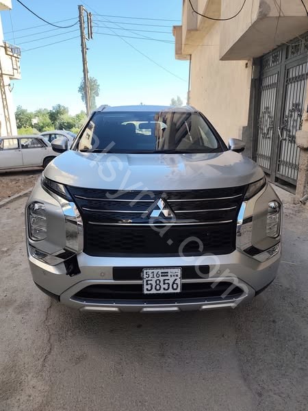 لبيع ميتسوبيشي اوتلاندر 2025