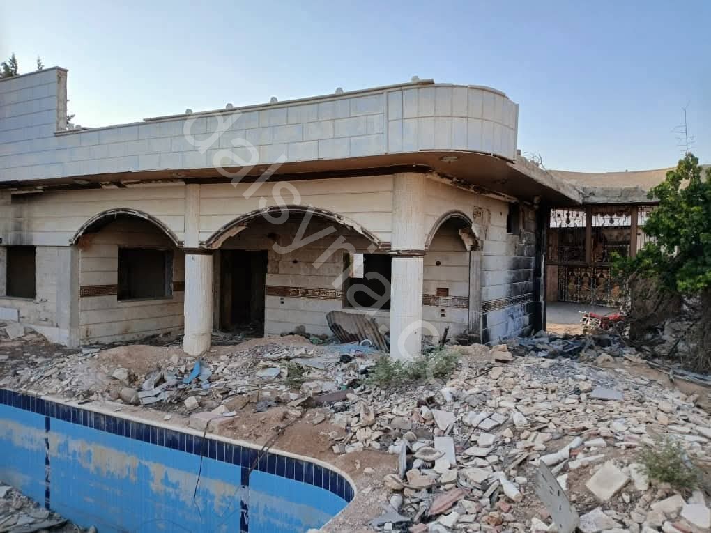 للبيع مزرعة  730 م في حرستا