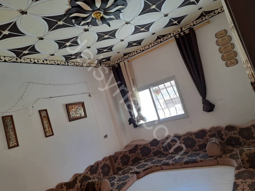 للبيع منزل عربي 175 م في حي الورود