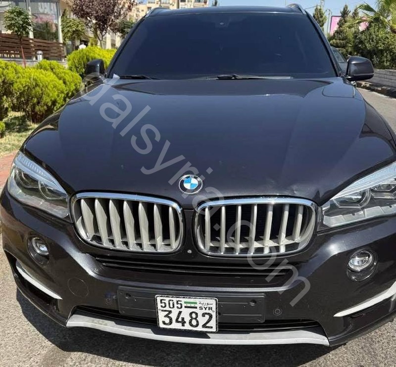 لليع بي ام x52015