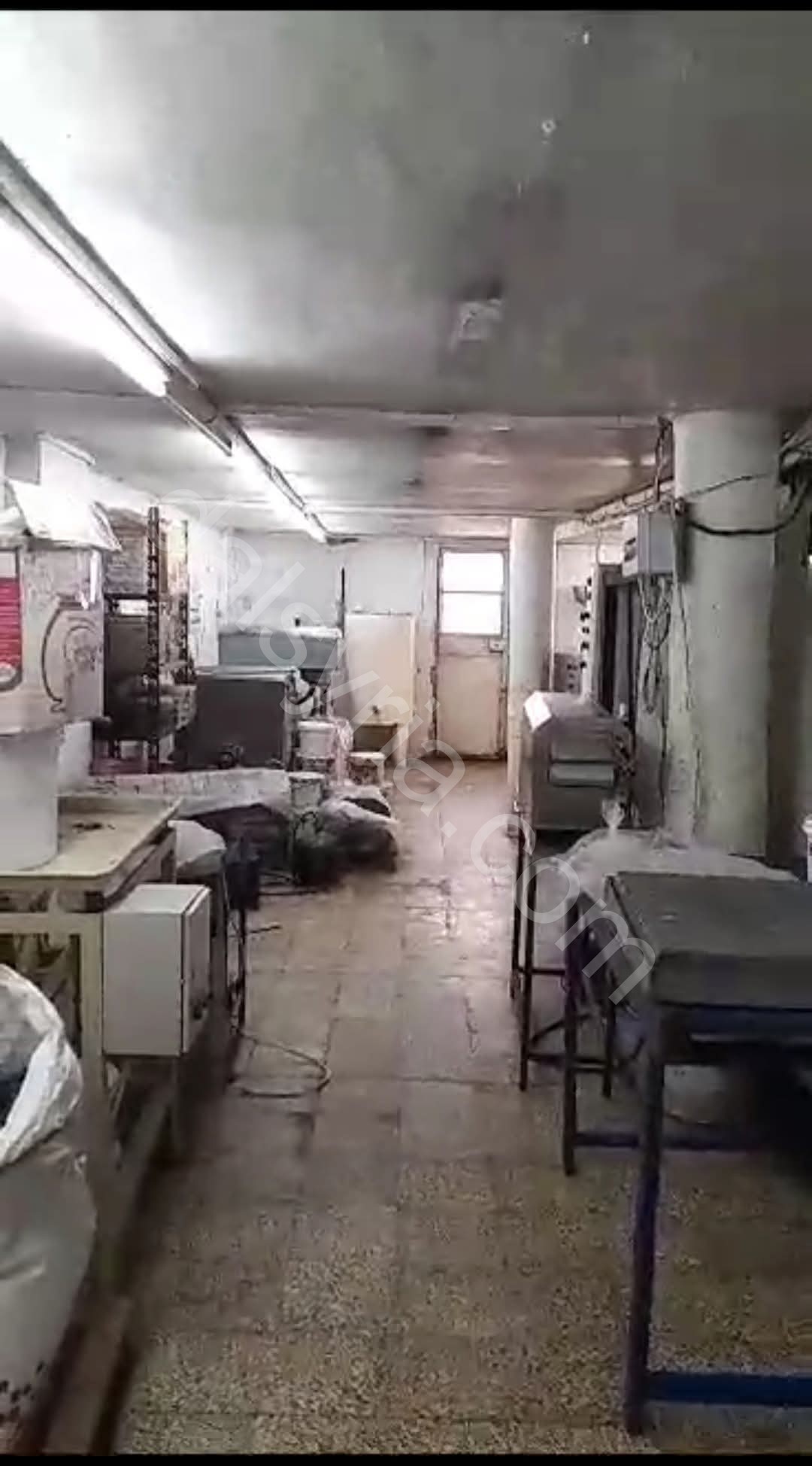 للبيع صالة معمل 150 م في اشرفية صحنايا