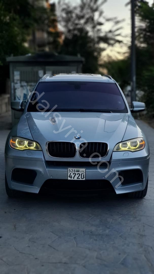 للبيع بي ام x5 m power 2010