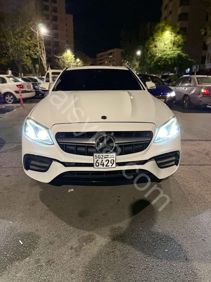 للبيع مرسيدس E300 2017