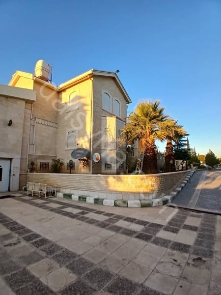 للبيع منشأة سياحية 12000 م في صيدنايا