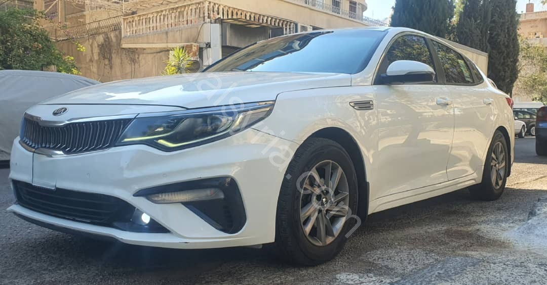 للإيجار كيا اوبتيما 2020