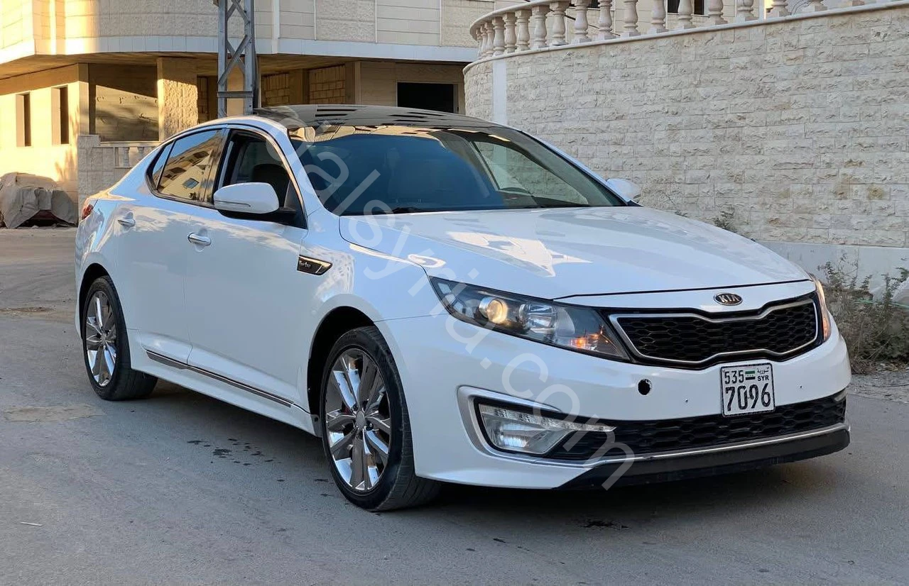 للبيع كيا اوبتما 2015 