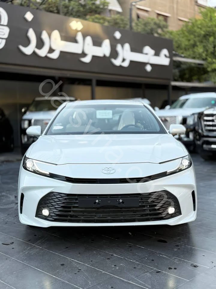 للبيع تويوتا كامري 2025