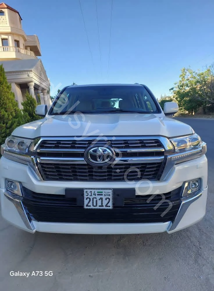 للبيع تويوتا لاند كروزر 2019 