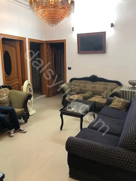 للايجار شقة في المزرعة