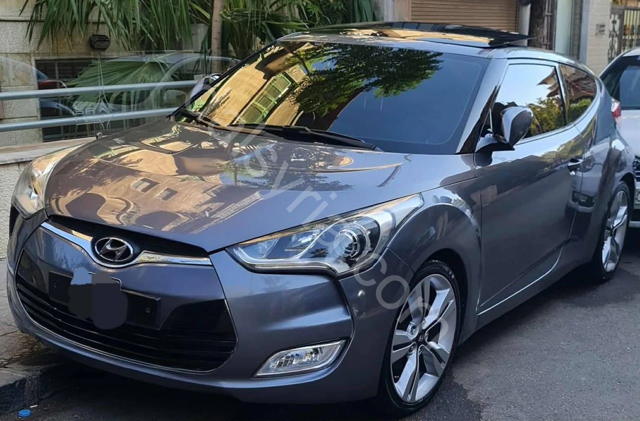 للبيع هيونداي فوليستر 2012 