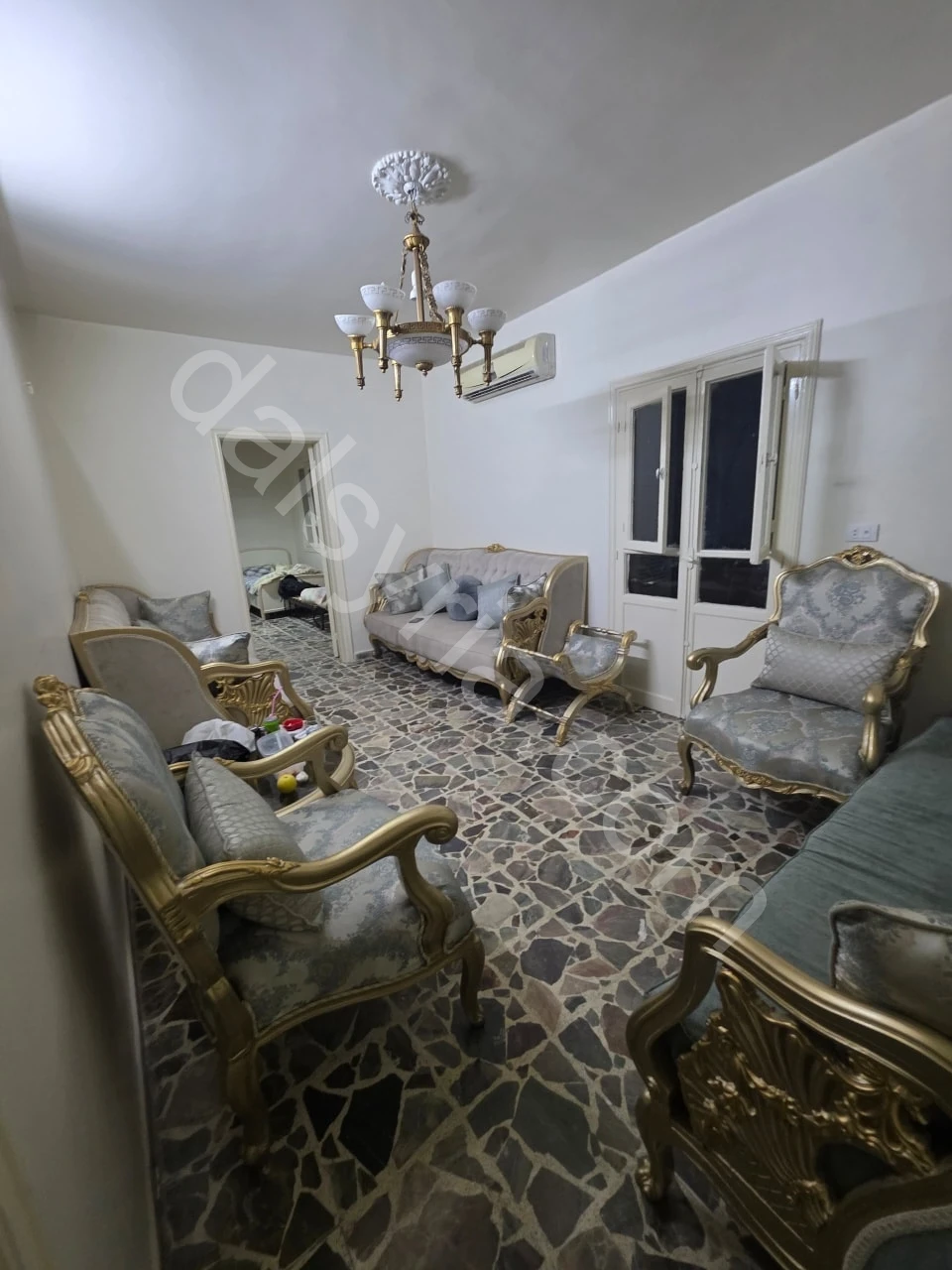 للايجار شقة في المحافظة