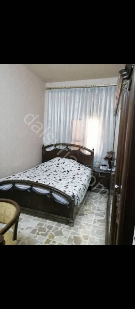 للبيع شقة 100 م  في كورنيش الاذاعة