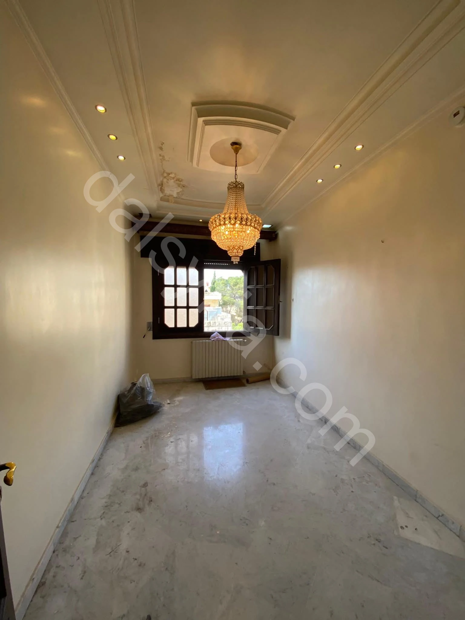 للبيع شقة 180 م في الموكامبو